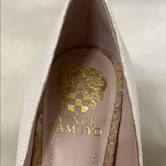 Vince camuto peep toe heels - Picture 4 of 8
